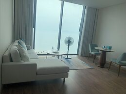 Alacarte Ha Long Bay By Azure