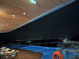 Alacarte Ha Long Bay By Azure