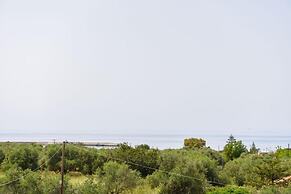 Kyparissia Coastal Getaway With Seaviews