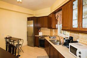 Kyparissia Coastal Getaway With Seaviews