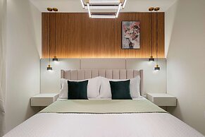 1149 Spacious Family 5-bedroom Townhome