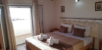 Likourgos beach apartments