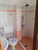 Likourgos beach apartments
