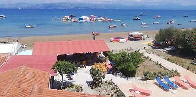 Likourgos beach apartments