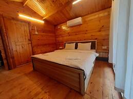 BeachWalk By FeatherTouch Hotels Resorts