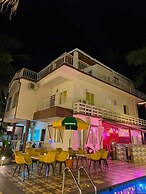 BeachWalk By FeatherTouch Hotels Resorts