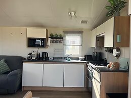 Ashcroft Coast - 2 Bed - Sleeps 4 - Pets Ok