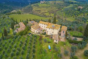 Relaxing Tuscan Countryside Near Florence