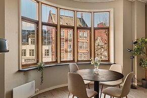 Fløyen Suites - Private Rooms I Location