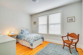 Walk to Harvard Square: Apartment in Cambridge