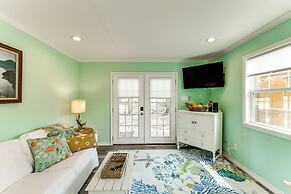 2 Mi to Rockport Beach: Cozy Hideaway!