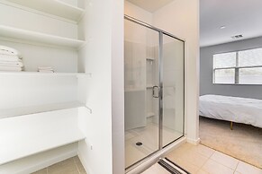 4 Mi to South Mountain Park: Phoenix Area Home