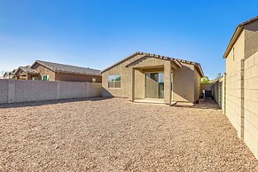 4 Mi to South Mountain Park: Phoenix Area Home