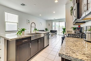 4 Mi to South Mountain Park: Phoenix Area Home