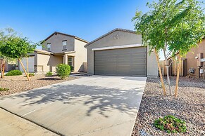 4 Mi to South Mountain Park: Phoenix Area Home