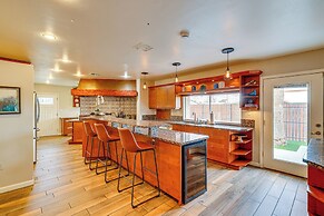 5 Mi to Phoenix Zoo: Poolside Paradise!