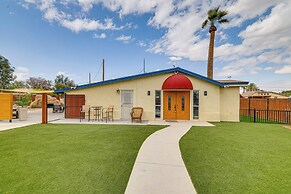 5 Mi to Phoenix Zoo: Poolside Paradise!