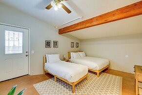 5 Mi to Phoenix Zoo: Poolside Paradise!