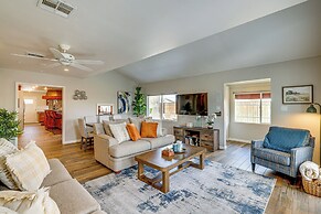 5 Mi to Phoenix Zoo: Poolside Paradise!