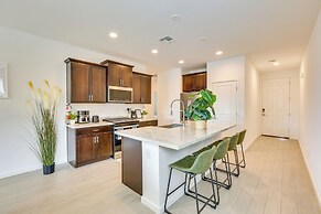 10 Mi to Spring Training: Phoenix Area Home