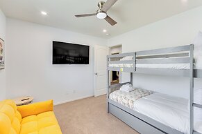 Play & Stay: Backyard Oasis in Palm Springs