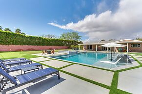 Play & Stay: Backyard Oasis in Palm Springs