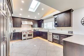 Play & Stay: Backyard Oasis in Palm Springs