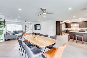 Play & Stay: Backyard Oasis in Palm Springs