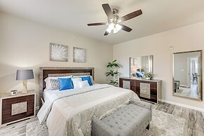 3 Mi to Hospitals: Stylish Condo in San Antonio!