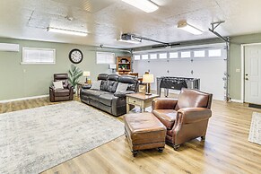 2 Mi to Branson Landing: Quiet Home w/ Lake View