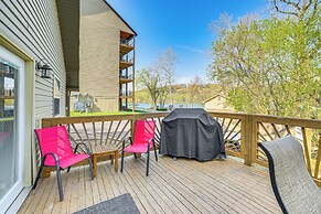 2 Mi to Branson Landing: Quiet Home w/ Lake View