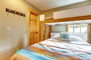 Hot Tub + Golf View: Eagle Crest Resort Escape!