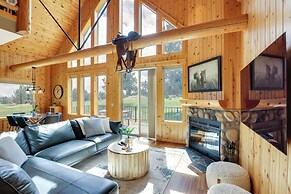 Hot Tub + Golf View: Eagle Crest Resort Escape!