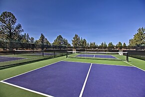 Hot Tub + Golf View: Eagle Crest Resort Escape!