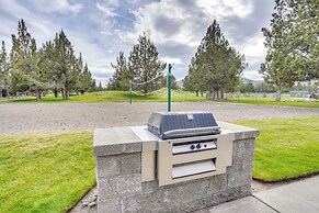 Hot Tub + Golf View: Eagle Crest Resort Escape!