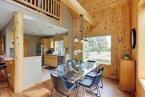 Hot Tub + Golf View: Eagle Crest Resort Escape!