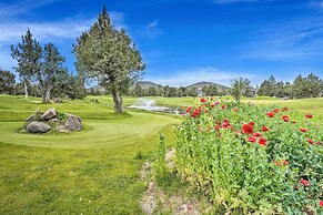 Hot Tub + Golf View: Eagle Crest Resort Escape!