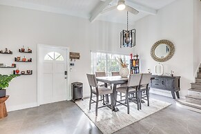 8 Mi to Las Olas Beach: Canal-front Oasis w/ Pool!