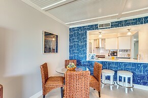 Beach Access: Ocean-view Condo w/ Screened Balcony