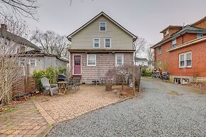 Walkable Dtwn Townhome Near Campus & Palmer Square