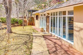 Half-mi to Jemez Hot Springs: Cozy Cabin Getaway!