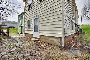 2 Mi to Historic District: Cozy Home in Quincy!