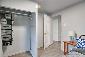 2 Mi to Historic District: Cozy Home in Quincy!