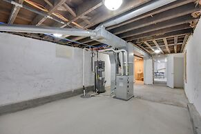 2 Mi to Historic District: Cozy Home in Quincy!