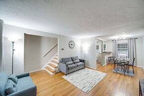 2 Mi to Lake Erie: Home w/ Yard in Euclid!