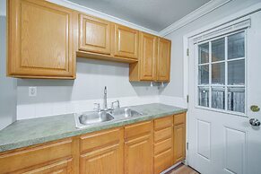 2 Mi to Lake Erie: Home w/ Yard in Euclid!