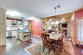 Private Dock: 'the River House' in Heber Springs!