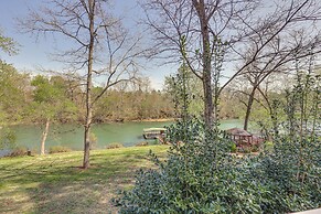 Private Dock: 'the River House' in Heber Springs!