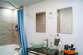 Waterfront Eagle Lake Home w/ Yard & Deck