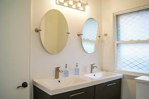 Waterfront Eagle Lake Home w/ Yard & Deck